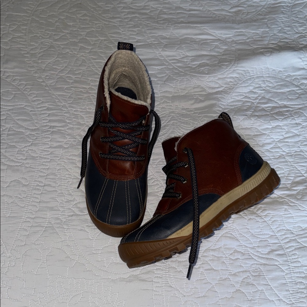 Women’s Timberland Mt Hayes Boots 9.5